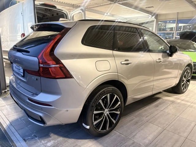 Volvo XC60 AWD Dark Plus