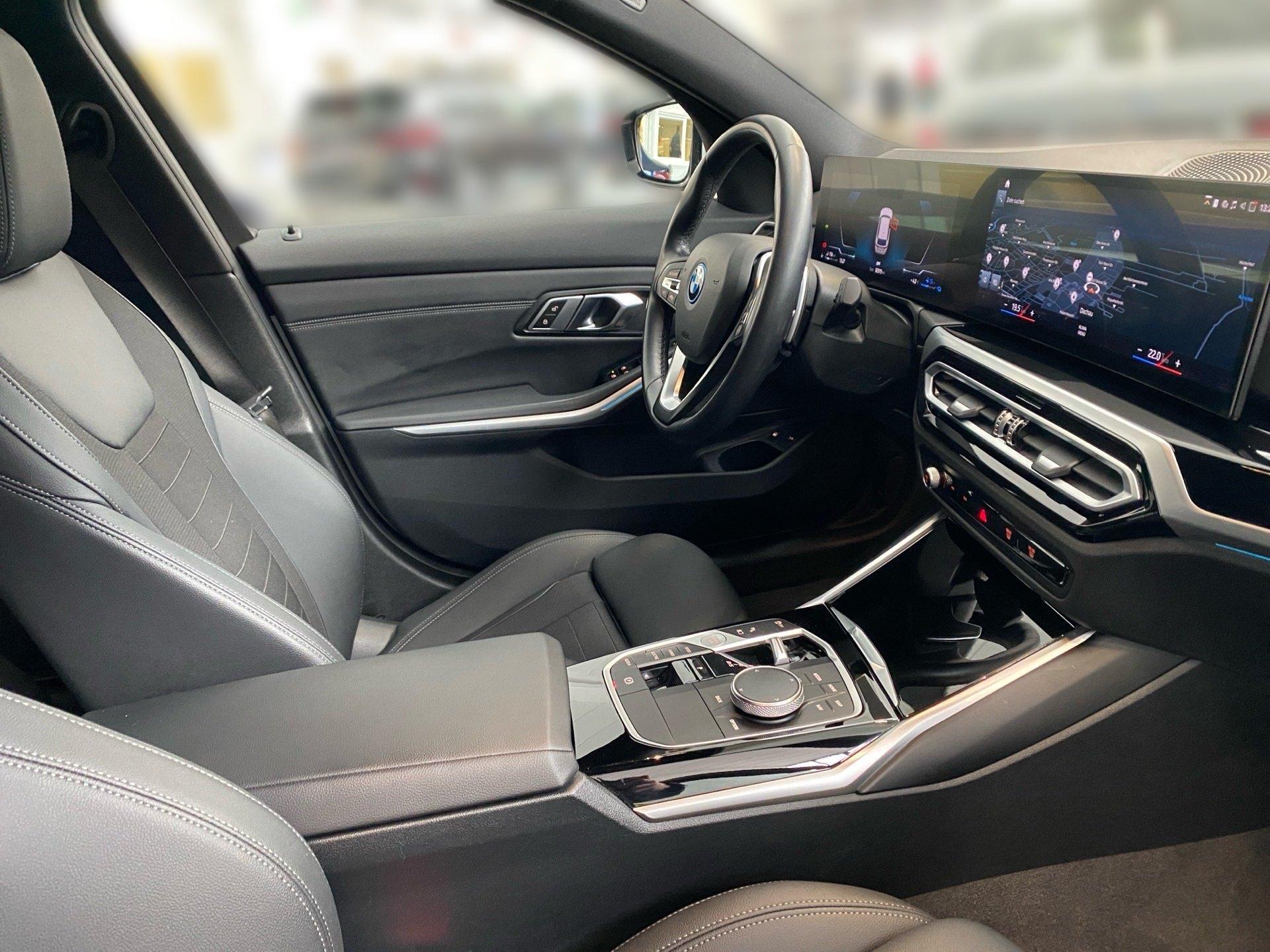 BMW 330 330e Touring