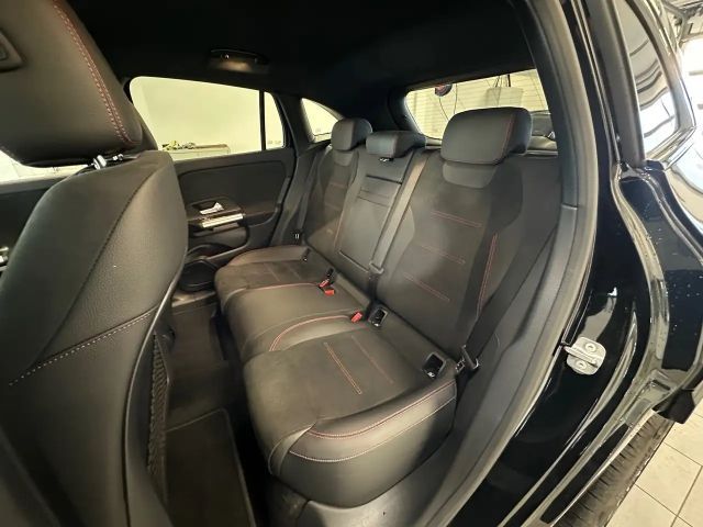 Mercedes-Benz EQA 350 4MATIC AMG Line