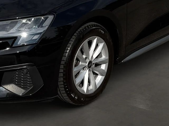 Audi A3 30 TDI Sedan