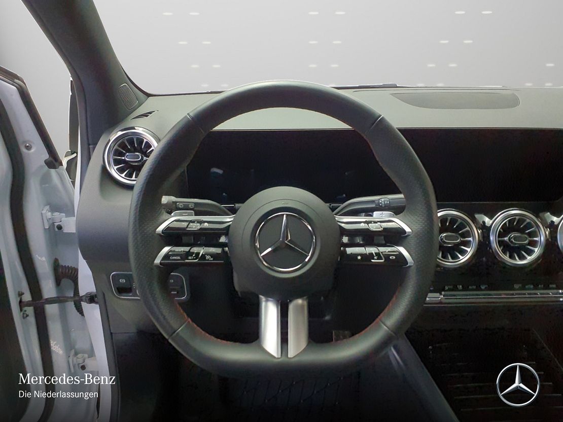 Mercedes-Benz B 200 Sedan