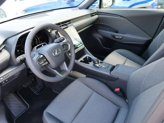 Lexus LBX FWD