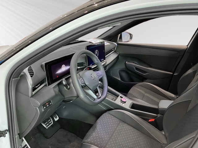 Volkswagen T-Roc 1.5 eTSI DSG R-Line