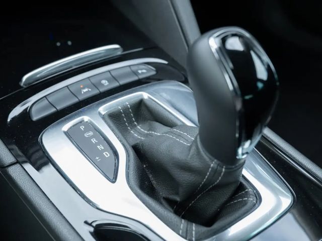 Opel Insignia 2.0 CDTI Elegance Grand Sport