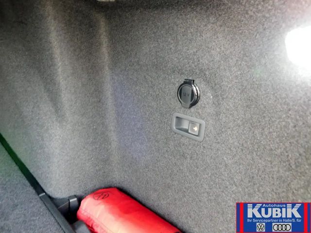 Volkswagen Golf 1.5 eTSI DSG Golf VIII Variant