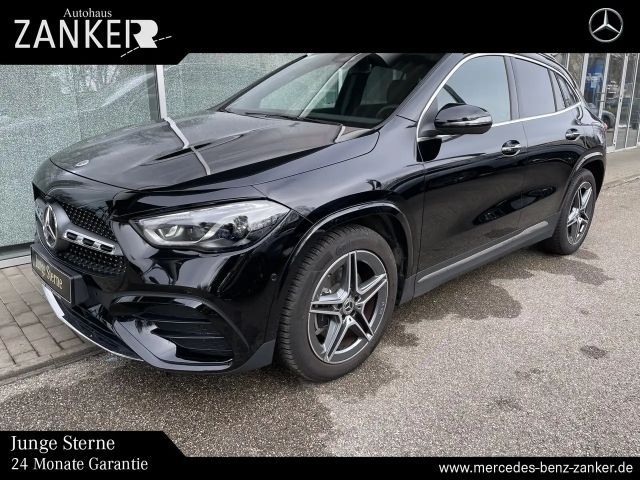 Mercedes-Benz GLA 200 AMG Line