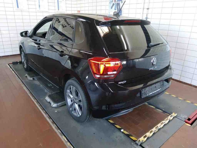 Volkswagen Polo Polo 1.0     CL   BT070 TSIM5F