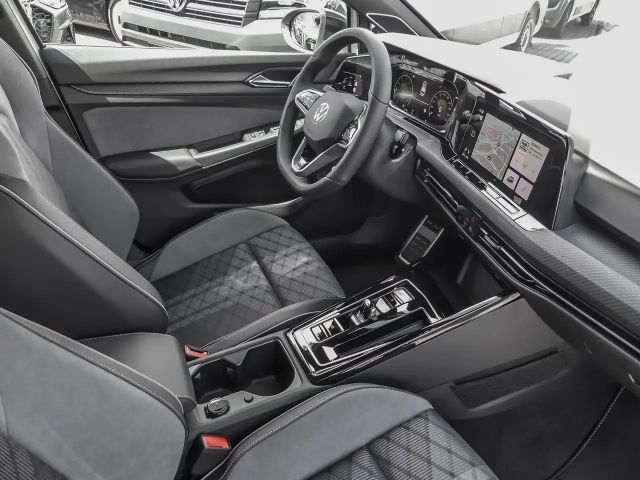 Volkswagen Golf R-Line Variant