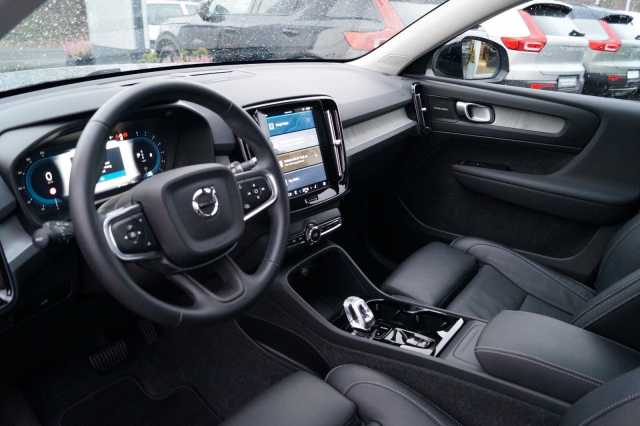 Volvo XC40 Dark Plus