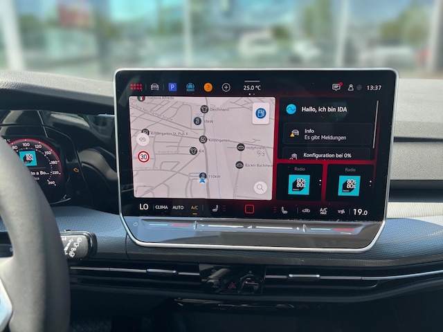 Volkswagen Golf 1.5 eTSI DSG Golf VIII IQ.Drive