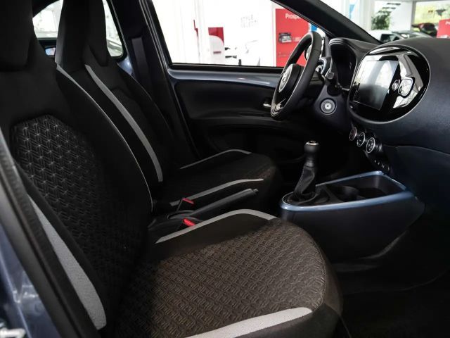 Toyota Aygo X Hatchback Play