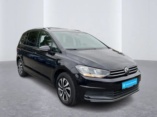 Volkswagen Touran 1.5 TSI DSG
