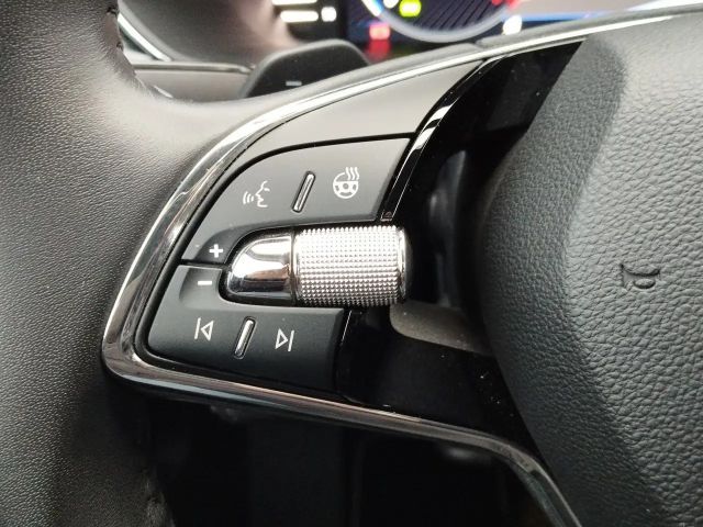 Skoda Superb 2.0 TSI Combi Style Style