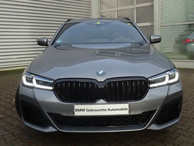 BMW 530 530e M-Sport Touring xDrive