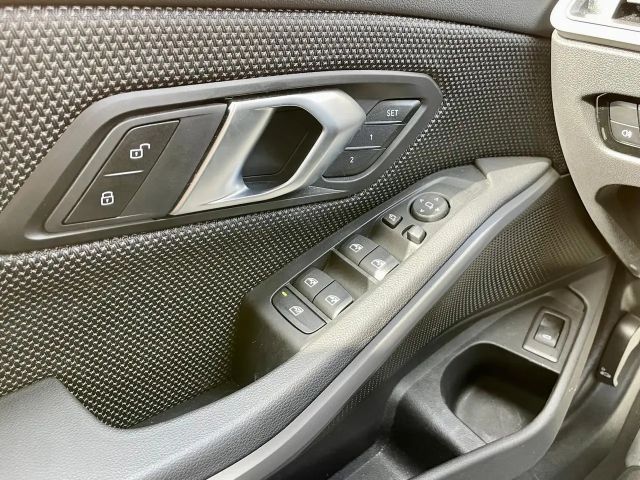 BMW 320 320d Touring