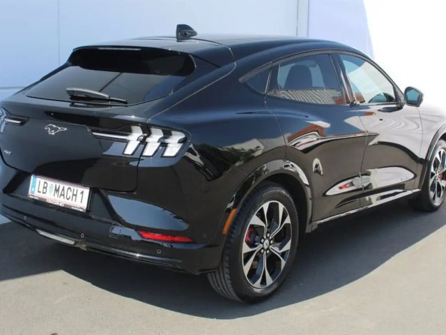 Ford Mustang Mach-E AWD Extended range