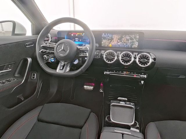 Mercedes-Benz A 35 AMG 4MATIC AMG Line