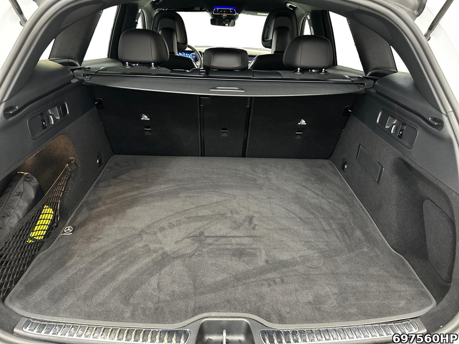 Mercedes-Benz GLC 300 4MATIC AMG Line GLC 300 d