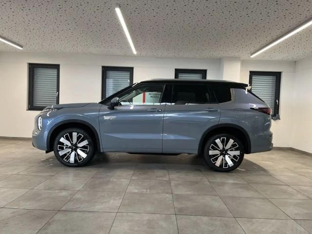 Mitsubishi Outlander 4WD PHEV