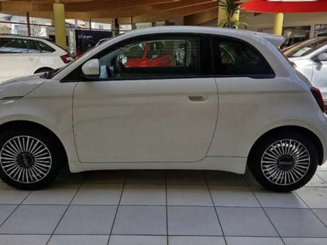 Fiat 500e 42 kWh Icon