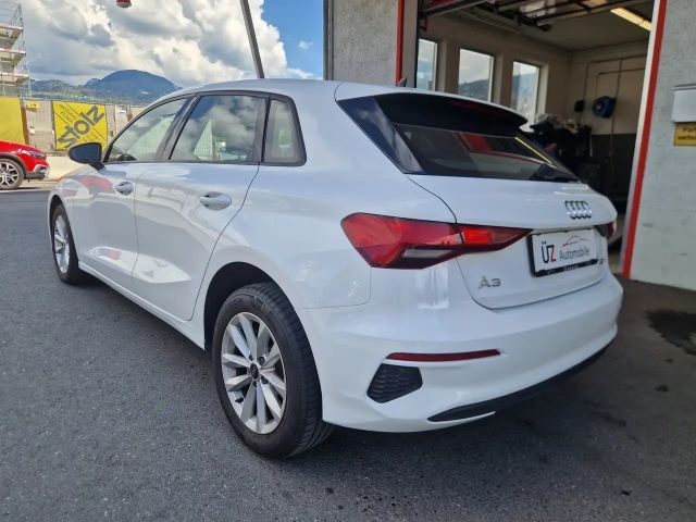 Audi A3 30 TFSI Sedan