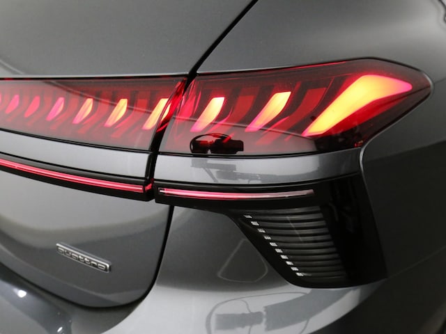 Audi A6 Avant Quattro S-Tronic