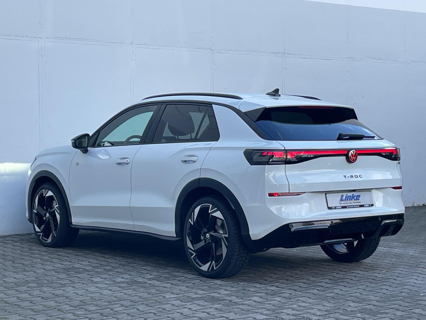 Volkswagen T-Roc 1.5 eTSI DSG R-Line