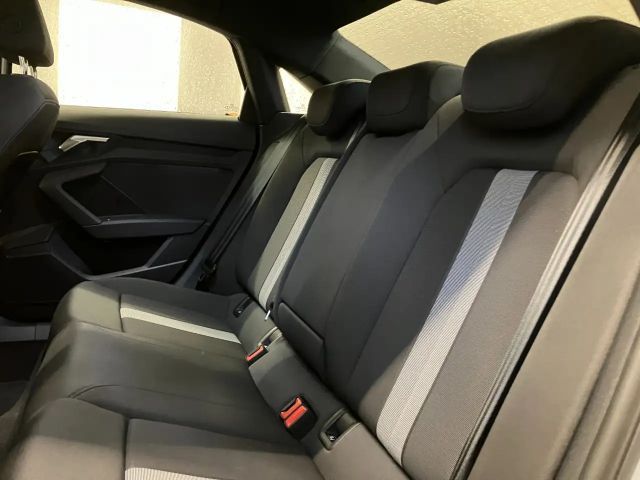 Audi A3 30 TFSI S-Tronic Sedan