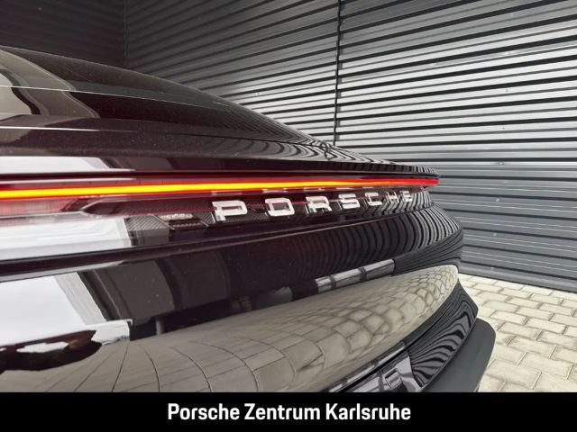 Porsche Taycan 4S