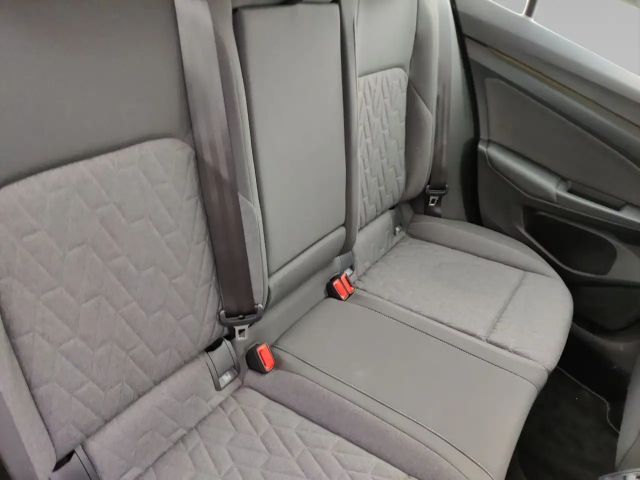 Volkswagen Golf 1.5 eTSI DSG Golf VIII Life