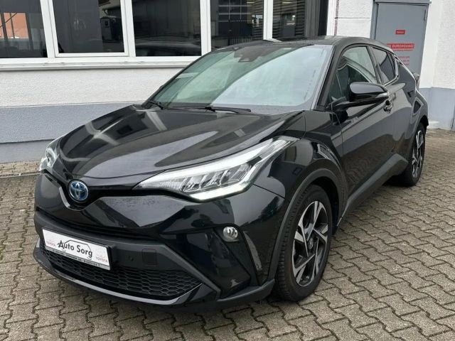 Toyota C-HR Hybride Team D