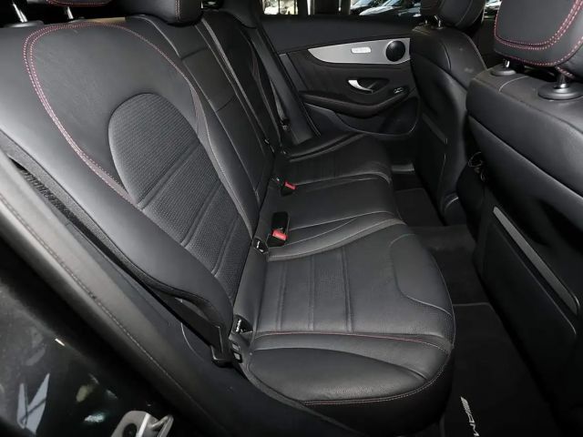 Mercedes-Benz GLC 300 4MATIC AMG Line Coupé