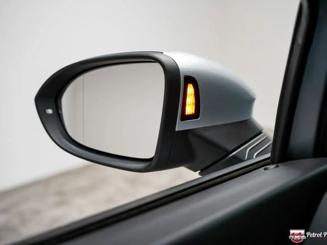 Volkswagen Golf DSG Life Variant