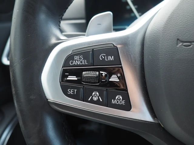 BMW 320 320d M-Sport Touring xDrive