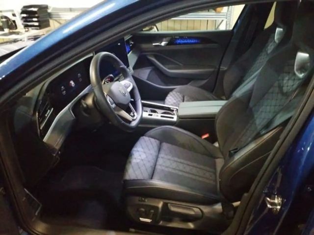 Volkswagen Passat 4Motion R-Line Style Variant