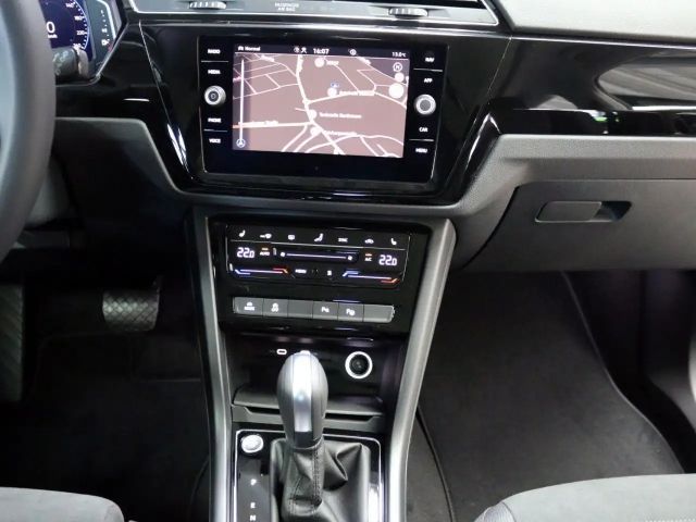 Volkswagen Touran 1.5 TSI DSG Highline