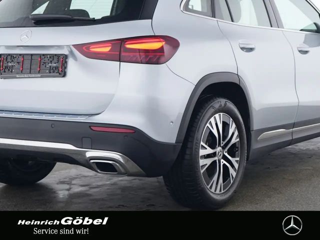 Mercedes-Benz GLA 180 Progressive