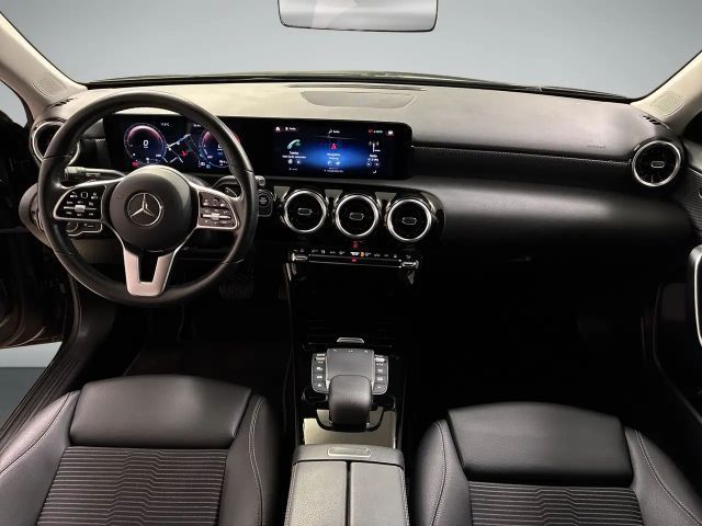 Mercedes-Benz A 250 A 250 e Hatchback