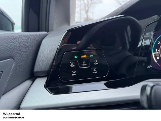 Volkswagen Golf 1.5 TSI Life