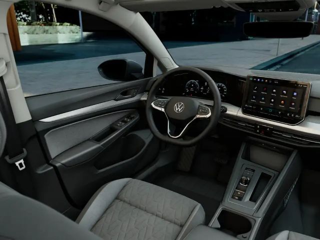 Volkswagen Golf DSG Life