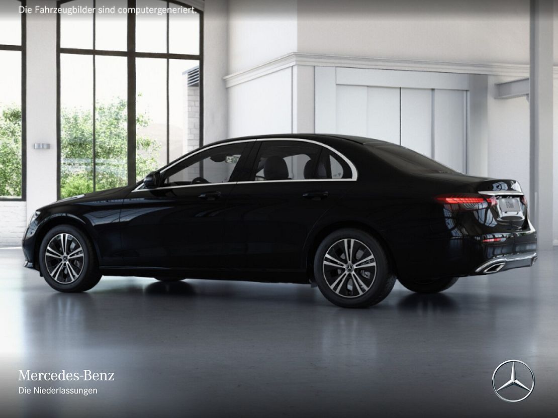 Mercedes-Benz E 200 AVANTGARDE Sedan