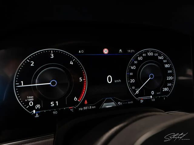 Volkswagen Touareg 4Motion R-Line