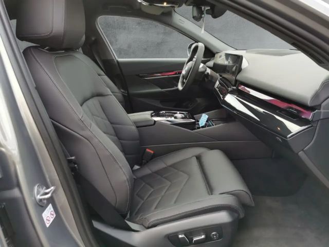 BMW i5 Sedan eDrive40