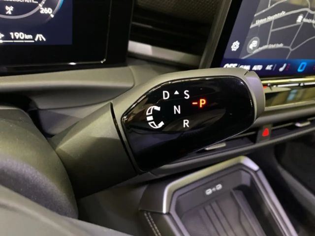 Volkswagen T-Roc 1.5 eTSI DSG R-Line