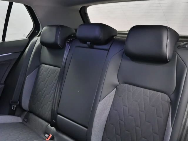 Volkswagen Golf 1.5 TSI DSG Golf VIII