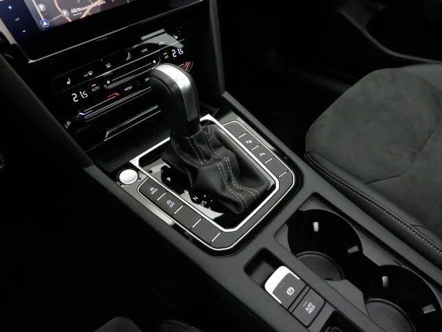 Volkswagen Arteon 2.0 TSI DSG R-Line