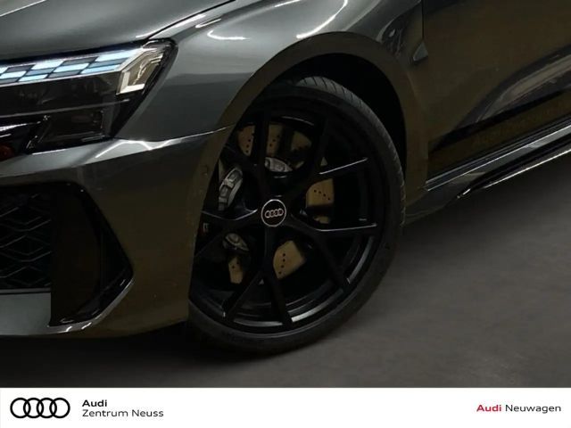 Audi RS3 Quattro S-Tronic Sedan