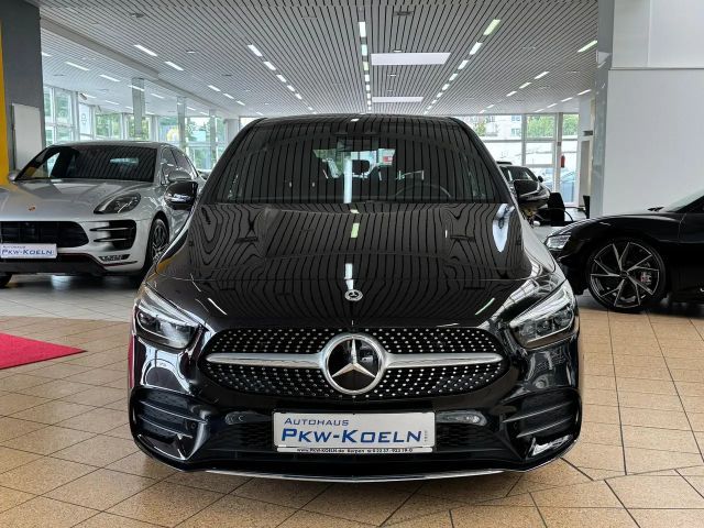 Mercedes-Benz B 200 AMG Line B 200 d