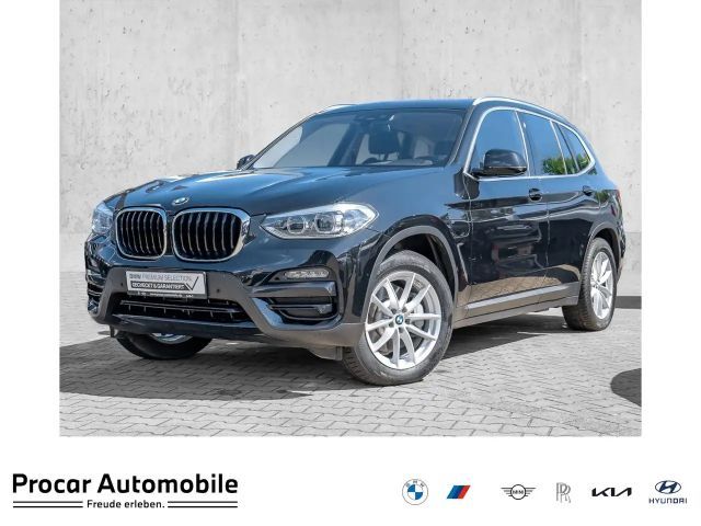 BMW X3 xDrive30e