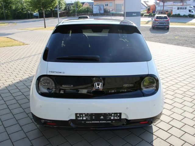 Honda e Advance